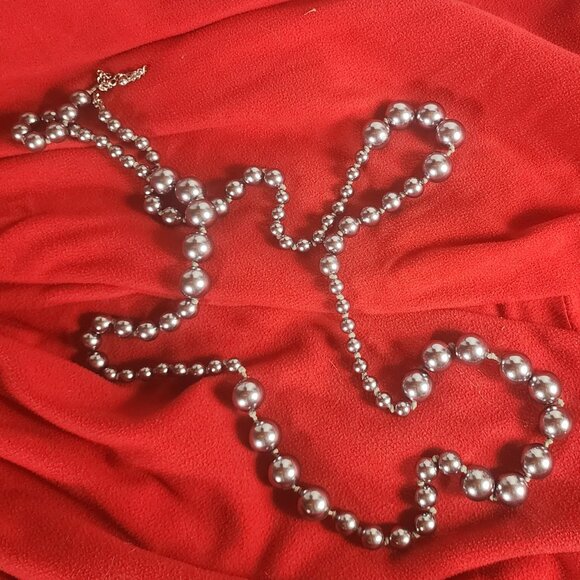 Chicos Chunky Grey Silver Tone Metal Graduated Bead Link Long 64"-68.5" Necklace - Picture 10 of 16